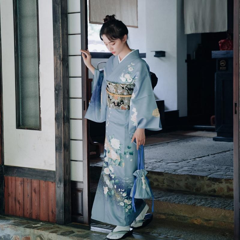 Kimono Femme Fleuri-