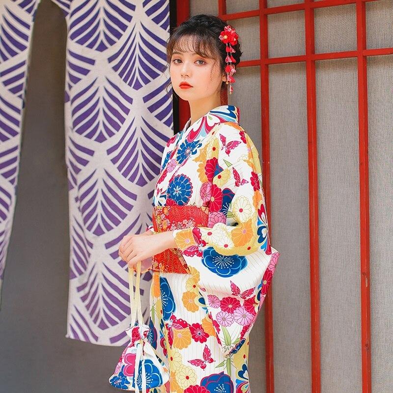 Kimono Japonais Femme Anime-
